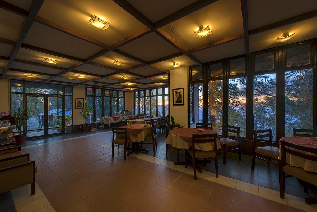 Hotel Arcadian Blue Pines Murree Zewnętrze zdjęcie