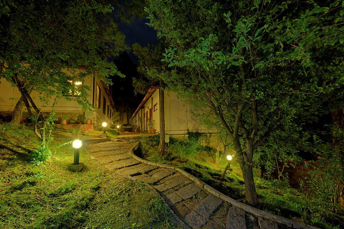 Hotel Arcadian Blue Pines Murree Zewnętrze zdjęcie
