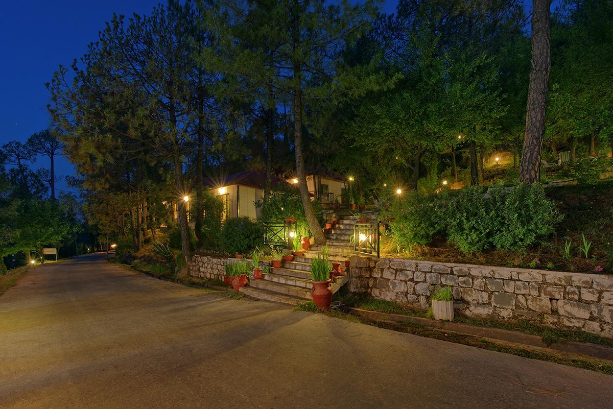 Hotel Arcadian Blue Pines Murree Zewnętrze zdjęcie